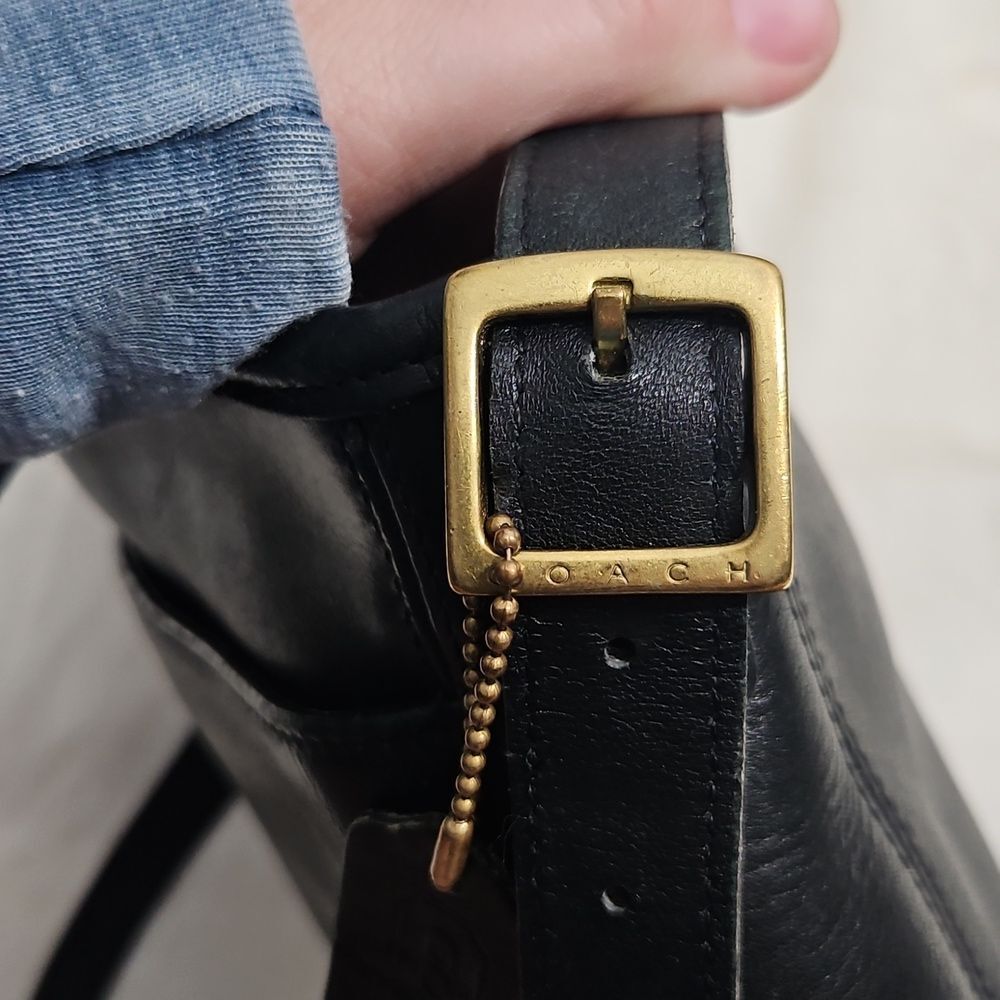 Coach Chelsea Zip Top Shoulder Bag Black Glove Tanned Leather 6000 USA - Picture 10 of 15